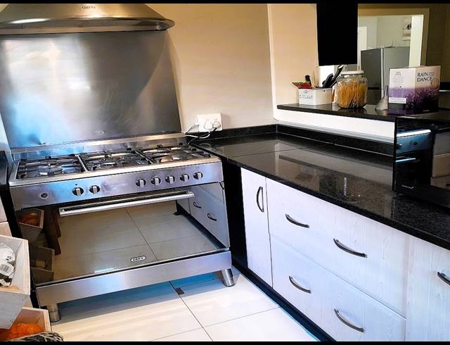 4 BEDROOM HOUSE FOR SALE IN BRACKENDOWNS